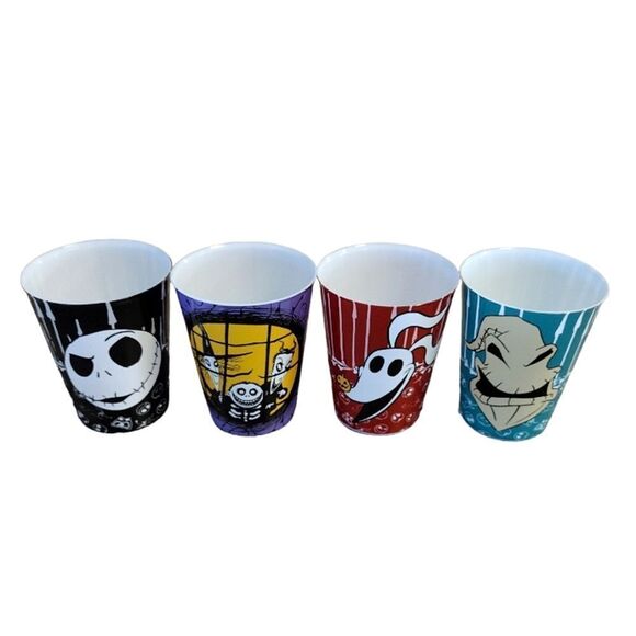The Nightmare Before Christmas Set of 4 Reusable 1.5oz Shot Cups NWT - Picture 3 of 14